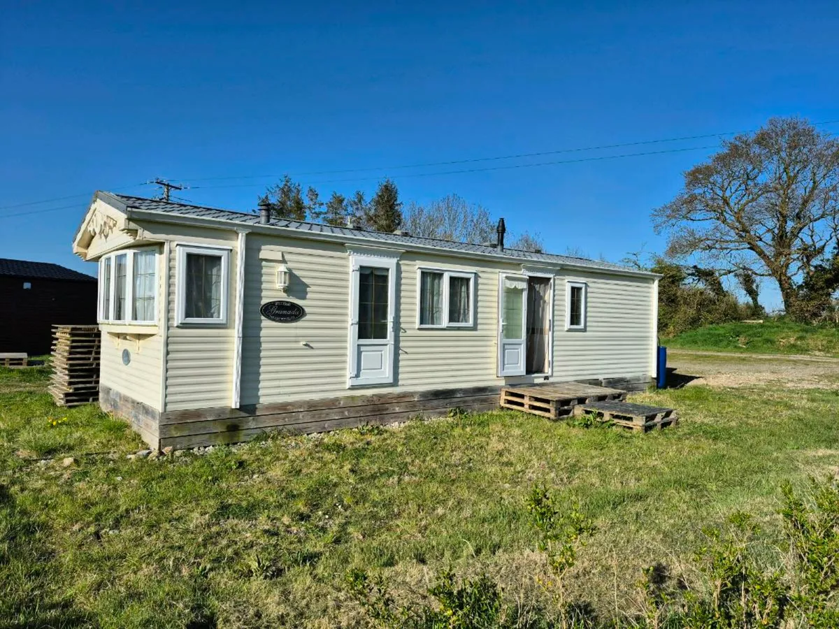 Mobile Home *VERY GOOD CONDITION* - Image 1