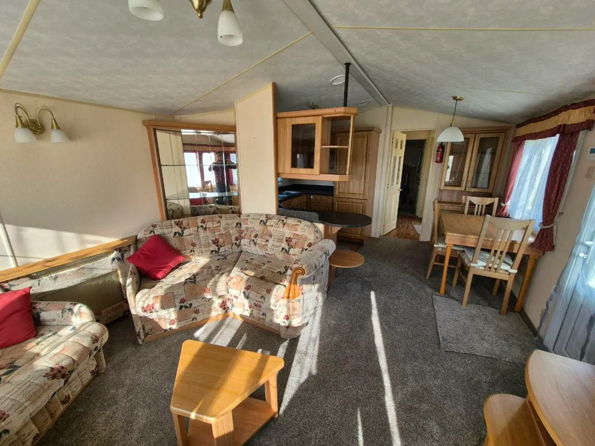 Mobile Home *VERY GOOD CONDITION* - Image 2