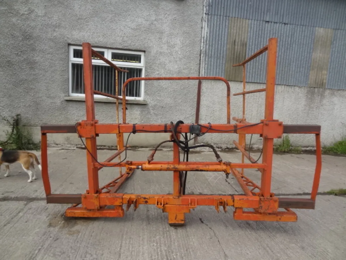 Flat 8 Bale Grab Clamp - Image 2