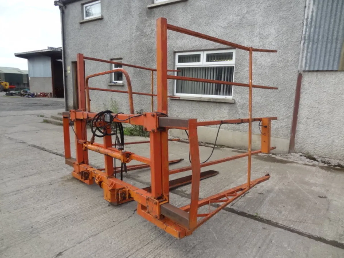 Flat 8 Bale Grab Clamp - Image 3