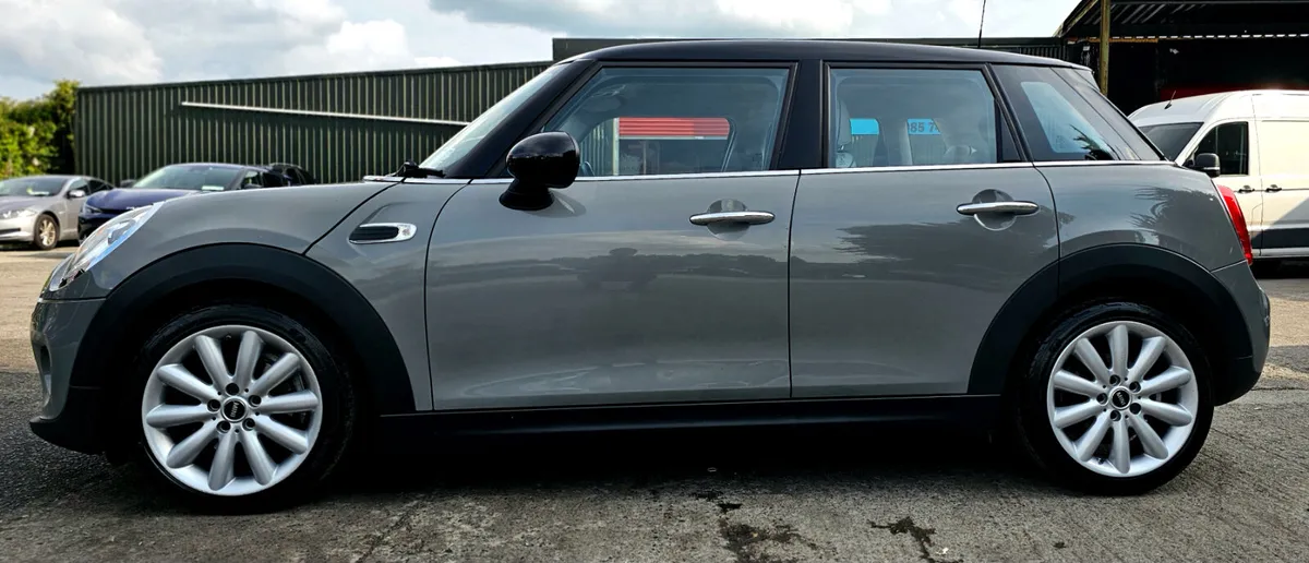 2017 Mini Cooper Chilli pack, Low Mileage! - Image 4