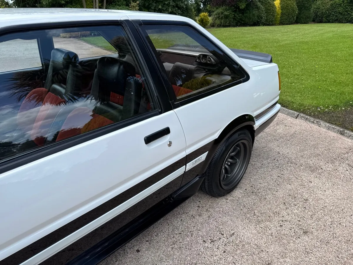 Toyota Corolla AE86 Twincam RWD - Image 4