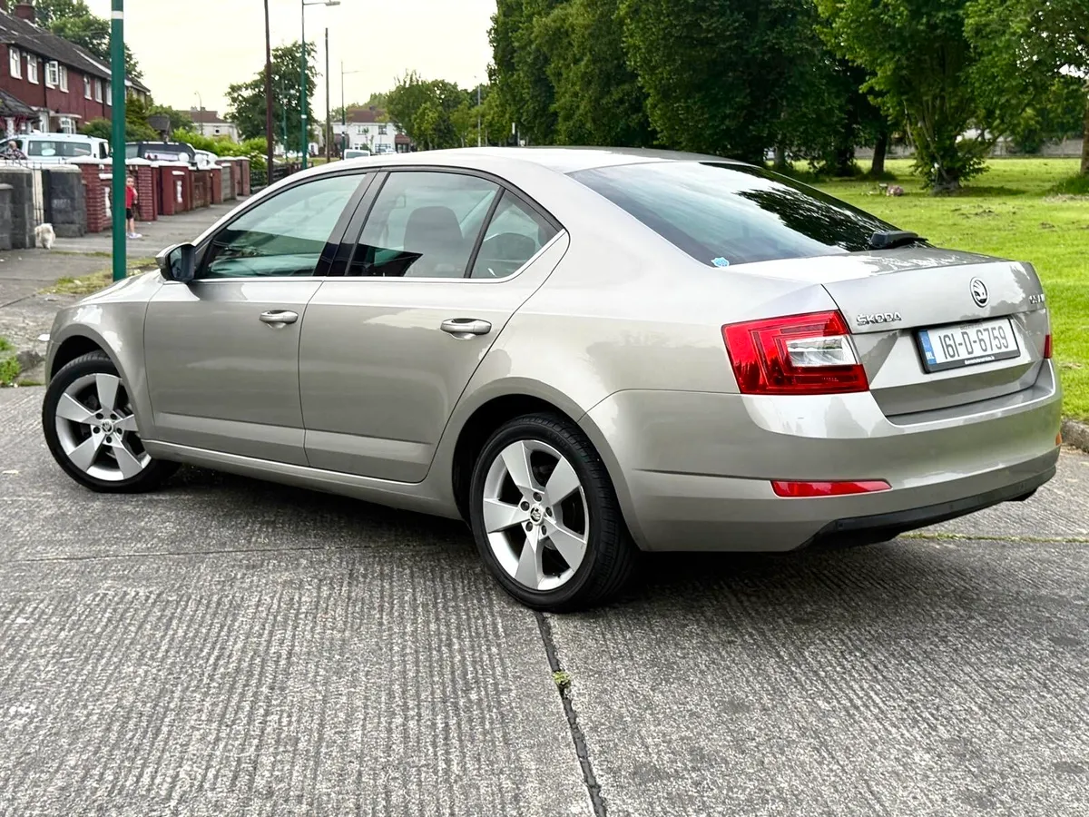 16 Skoda 2.0 TDi 150hp Style Model - Image 2