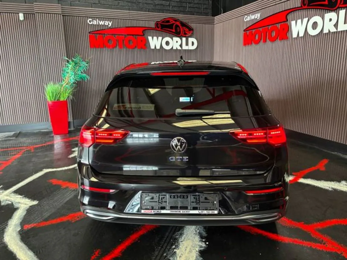 Volkswagen Golf GTE TSi 245 DSG Auto - Image 4
