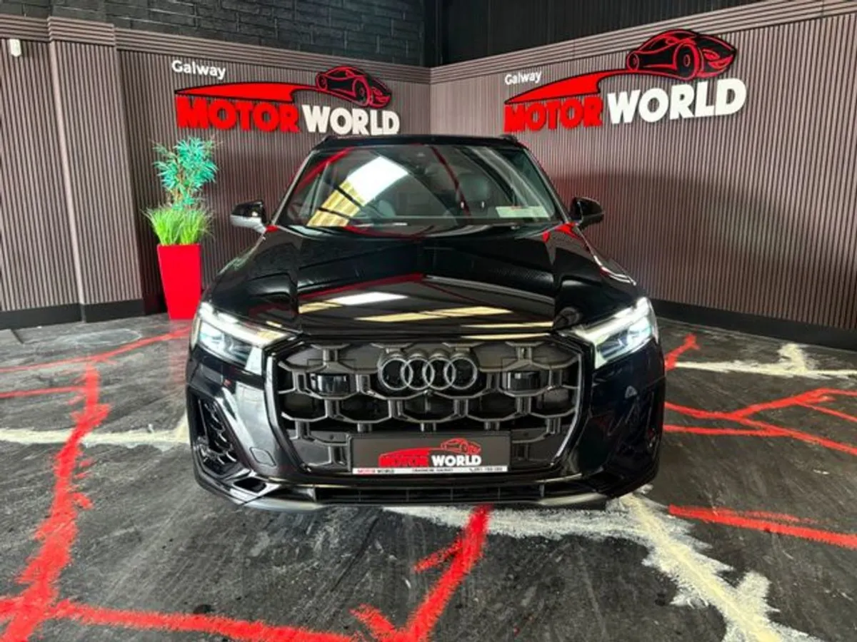 Audi Q7 Tfsi E Quattro Black Edition 394PS High S - Image 2