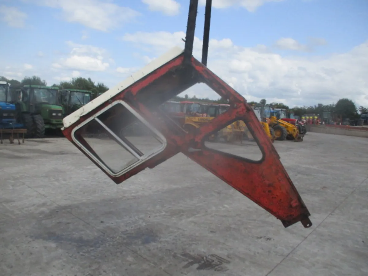 2 Door Duncan Cab For MF 165 175 185 - Image 2
