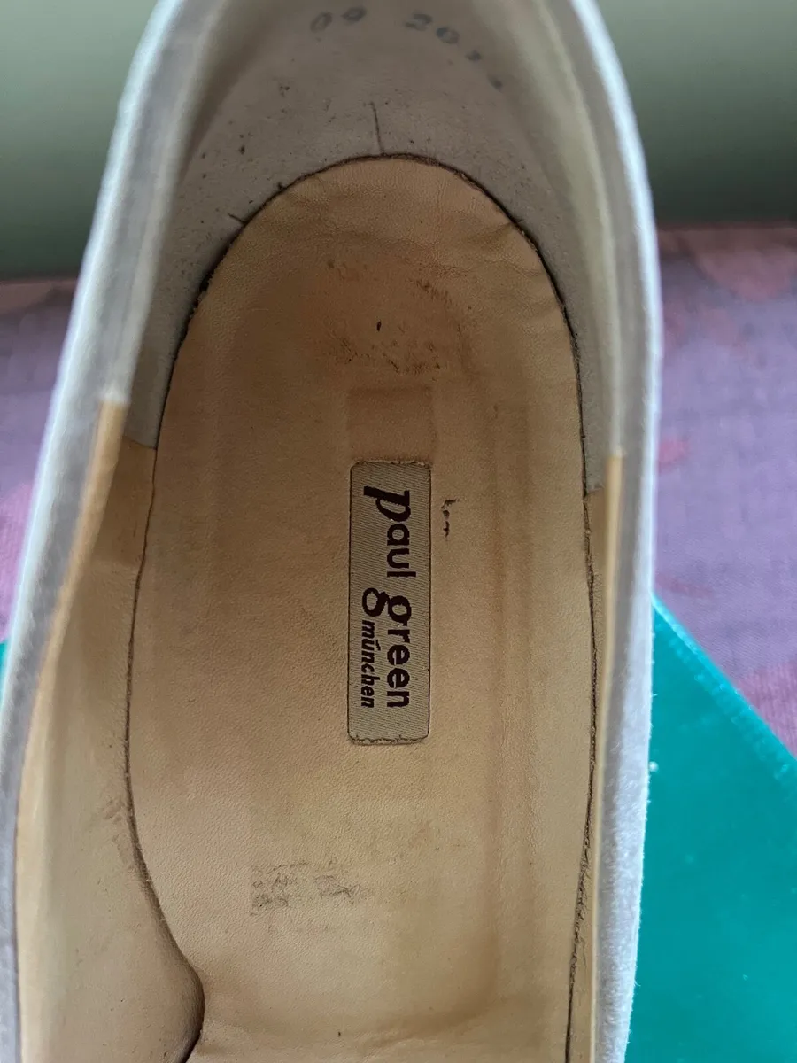 Paul Green suede taupe shoes - Image 2