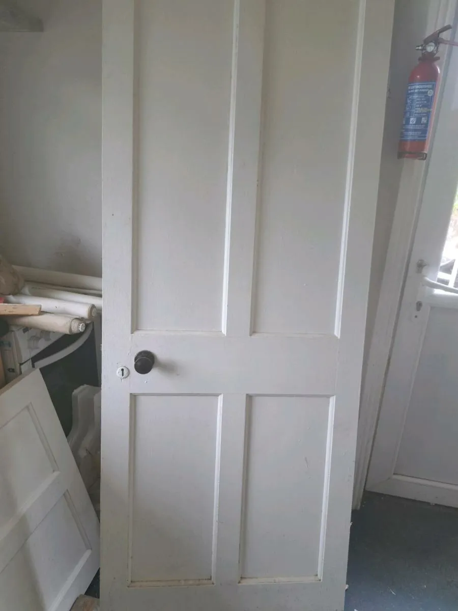 Internal doors - Image 2