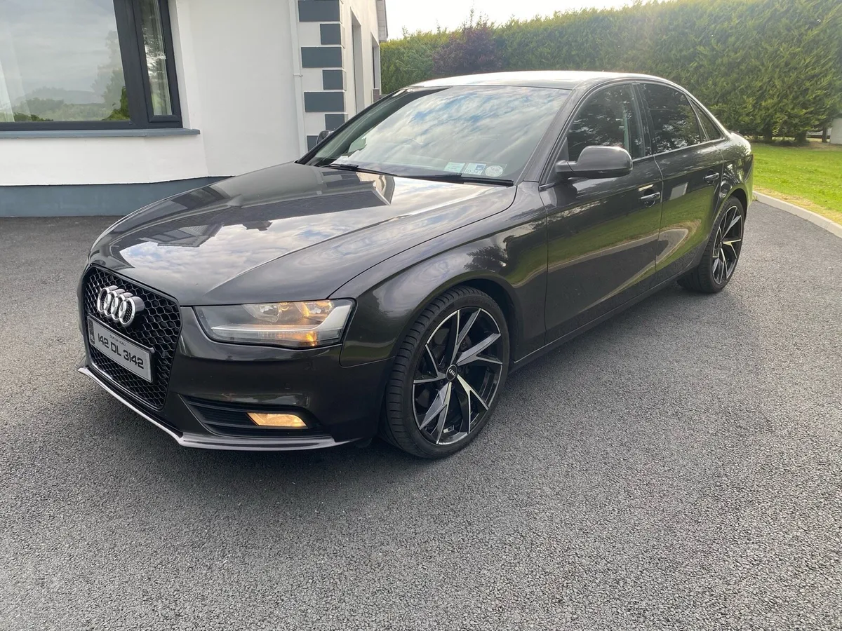 Audi A4 - Image 2