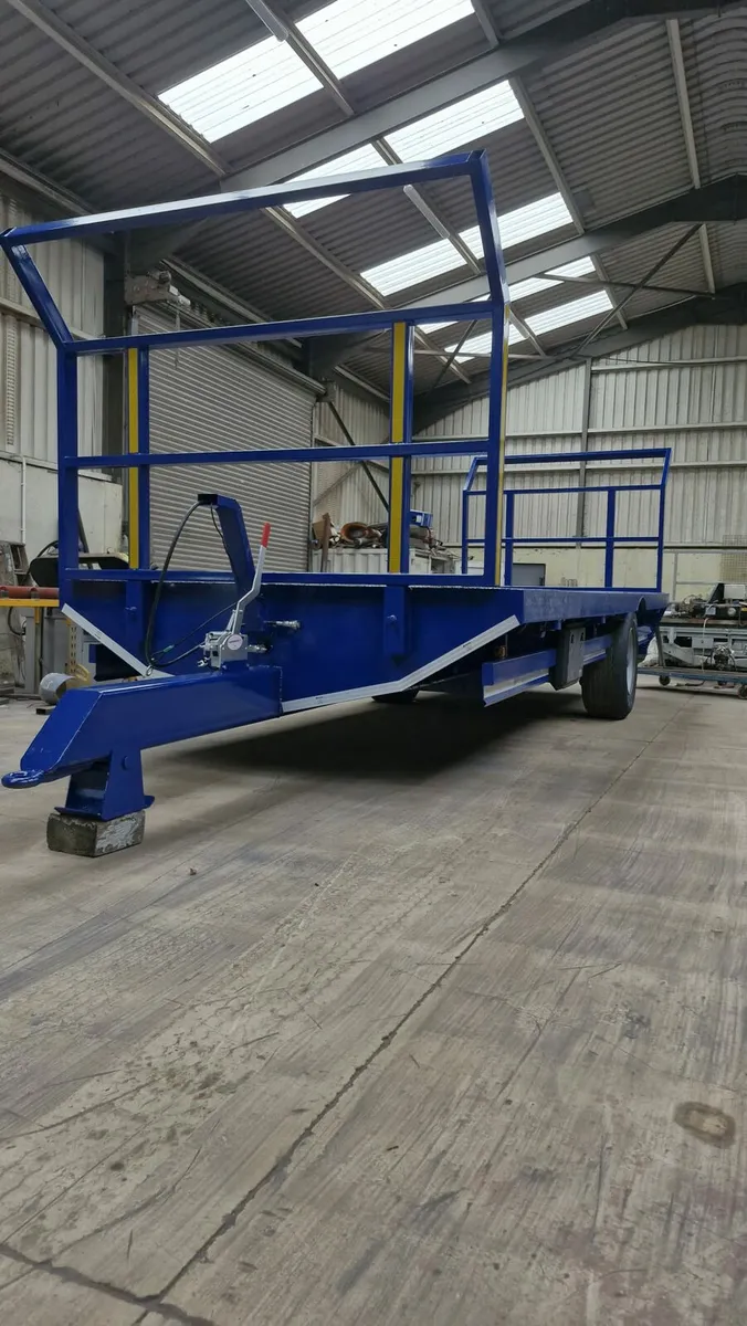 BALE TRAILER - Image 2