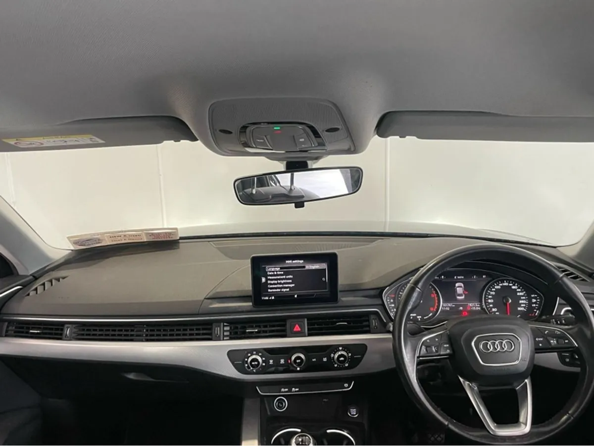 Audi A4 2.0 TDI 150 SE Ultra 4DR - Image 3
