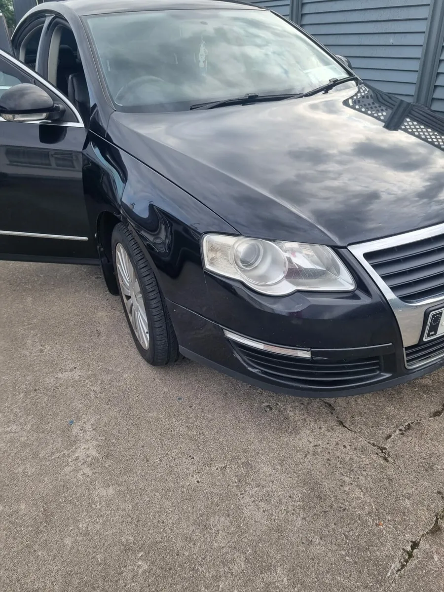 Volkswagon Passat - Image 1