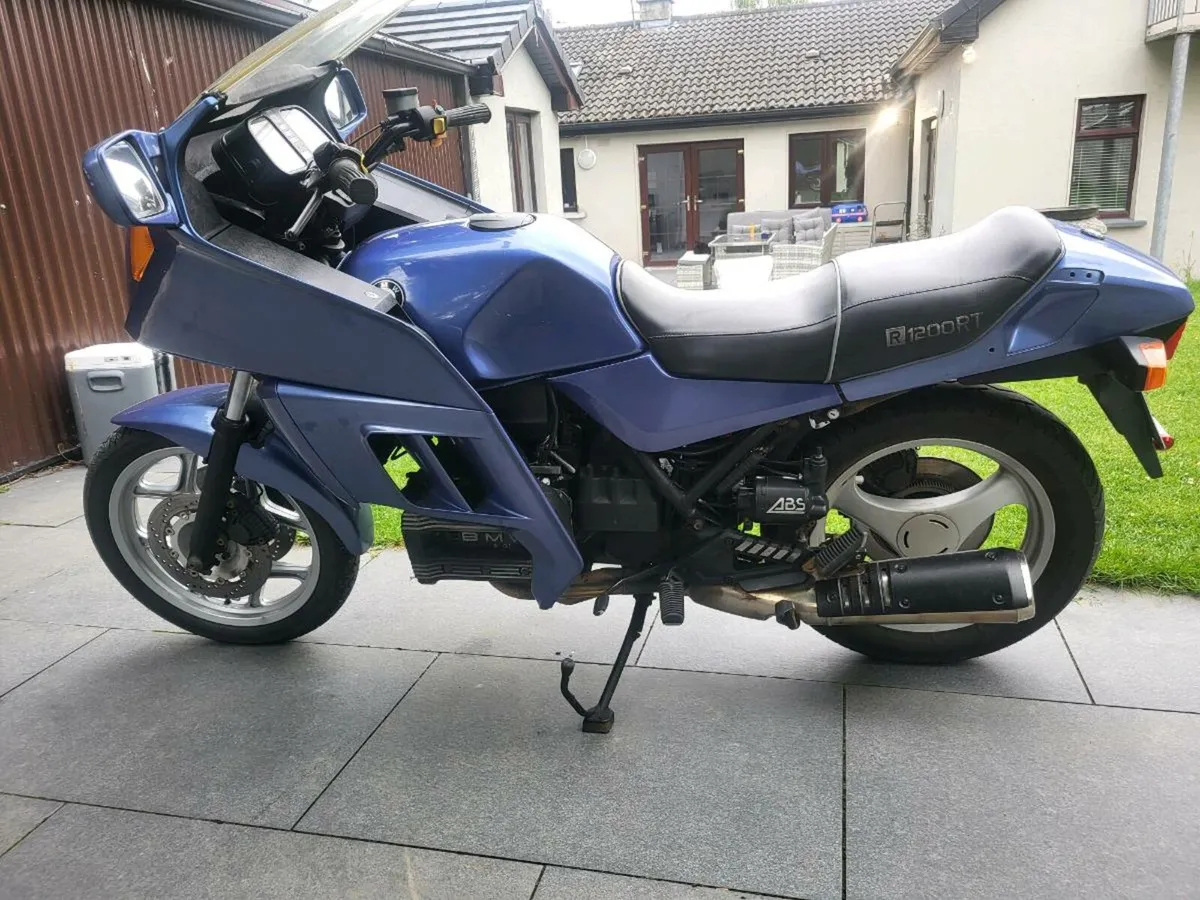 Motorcycle - Image 3