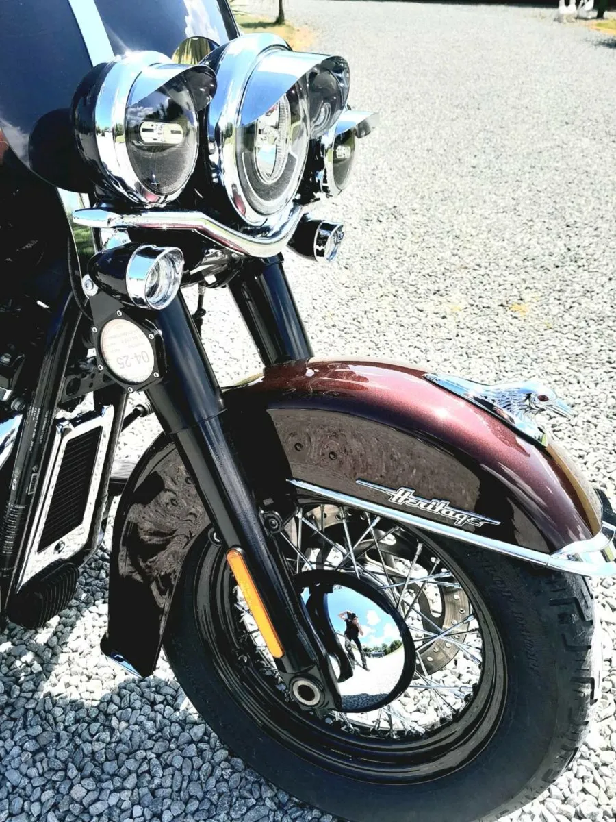 PRICE DROP 2018 HERITAGE SOFTAIL CLASSIC 114 - Image 1