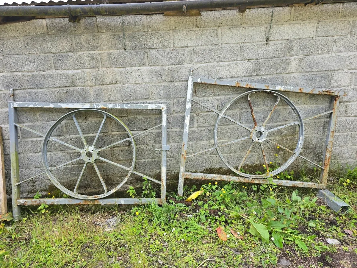 Various farm items - Image 3