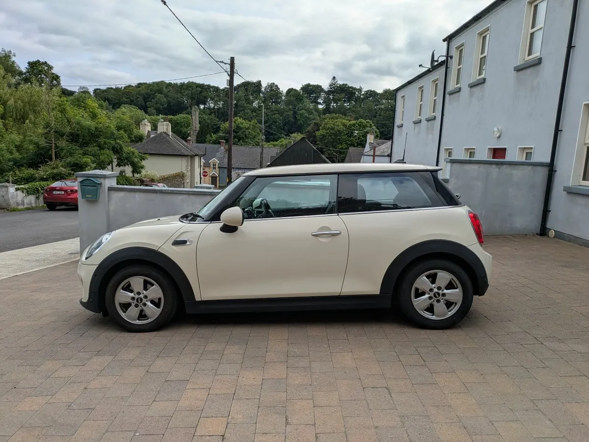 Mini Cooper 2015 - Image 4