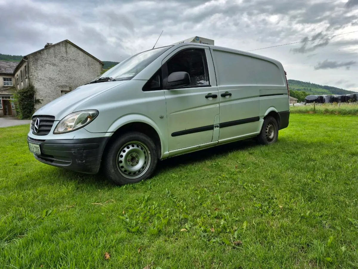 MERCEDES VITO Fridge Van - Image 2