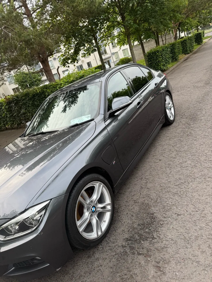 171 330e M sport bmw - Image 4