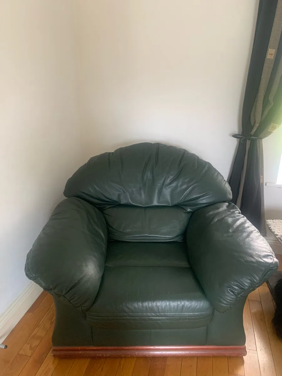 Italian leather couch - Image 3