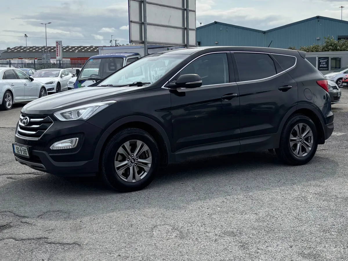 2015 Hyundai Santa Fe 2.2D Comfort Nct & Tax11/25 - Image 3