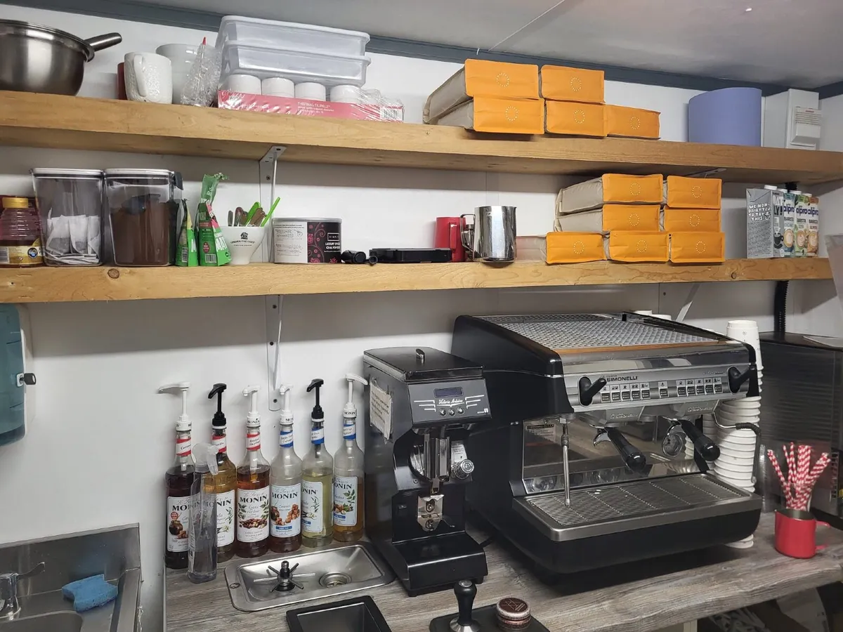 Coffee machine, grinder and Marco boiler - Image 1