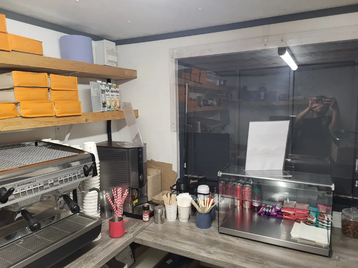 Coffee machine, grinder and Marco boiler - Image 4