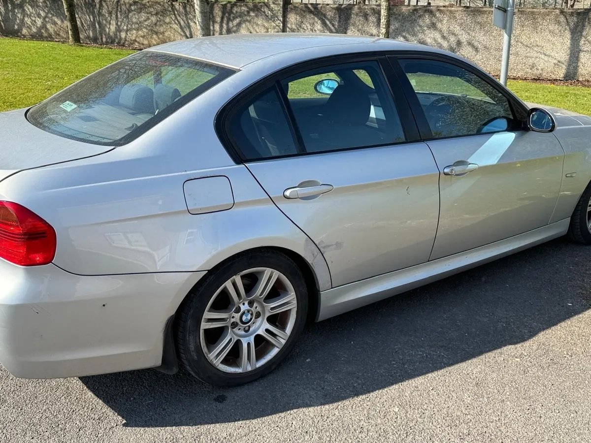 BMW 316 i m sport - Image 2