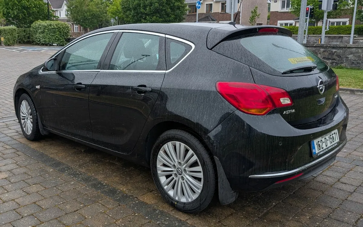 2015 Opel Astra 1.6 CDTi Excite - Image 2