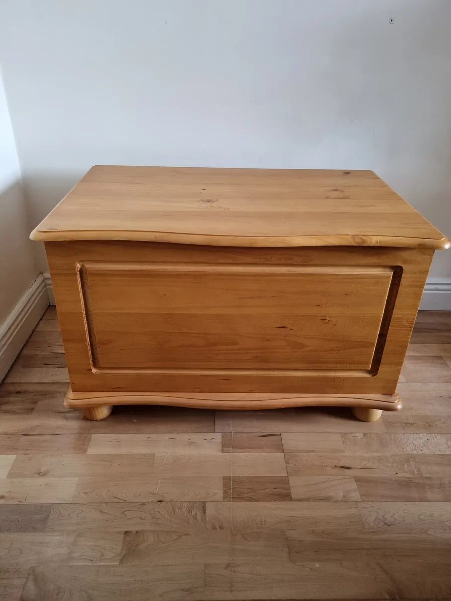 Pine blanket storage toy box chest - Image 2
