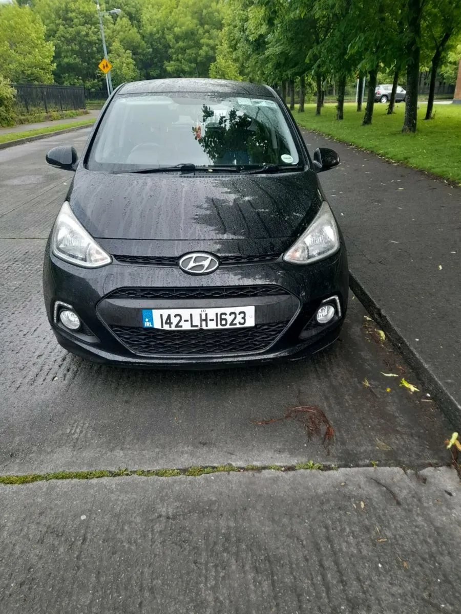 Hyundai i10. 1.2 Premium model - Image 1