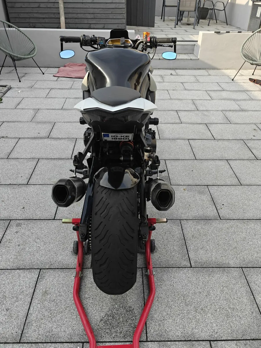 Kawasaki Z1000 - Image 2
