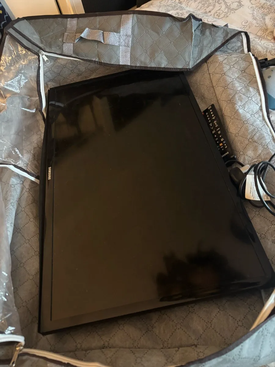 Samsung 32” tv