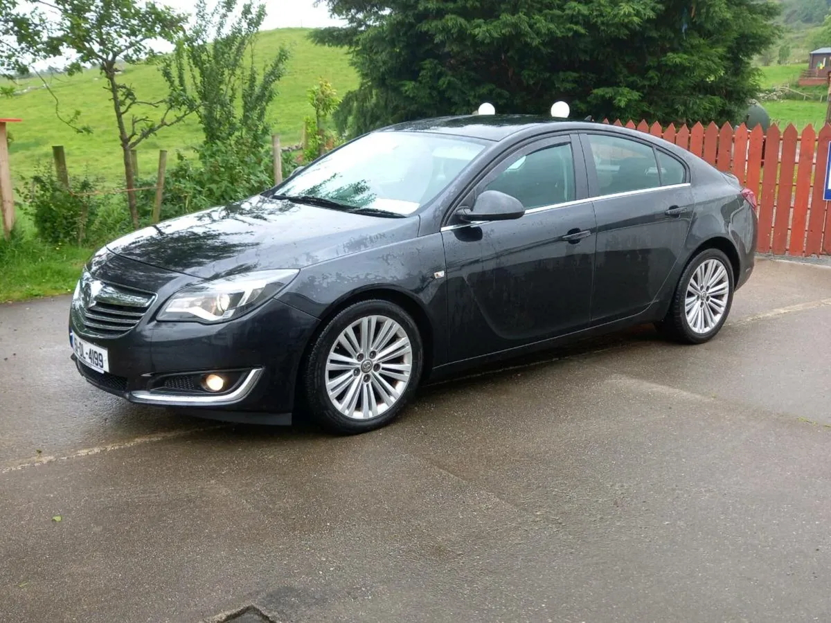 Vauxhall insignia 2015 - Image 1