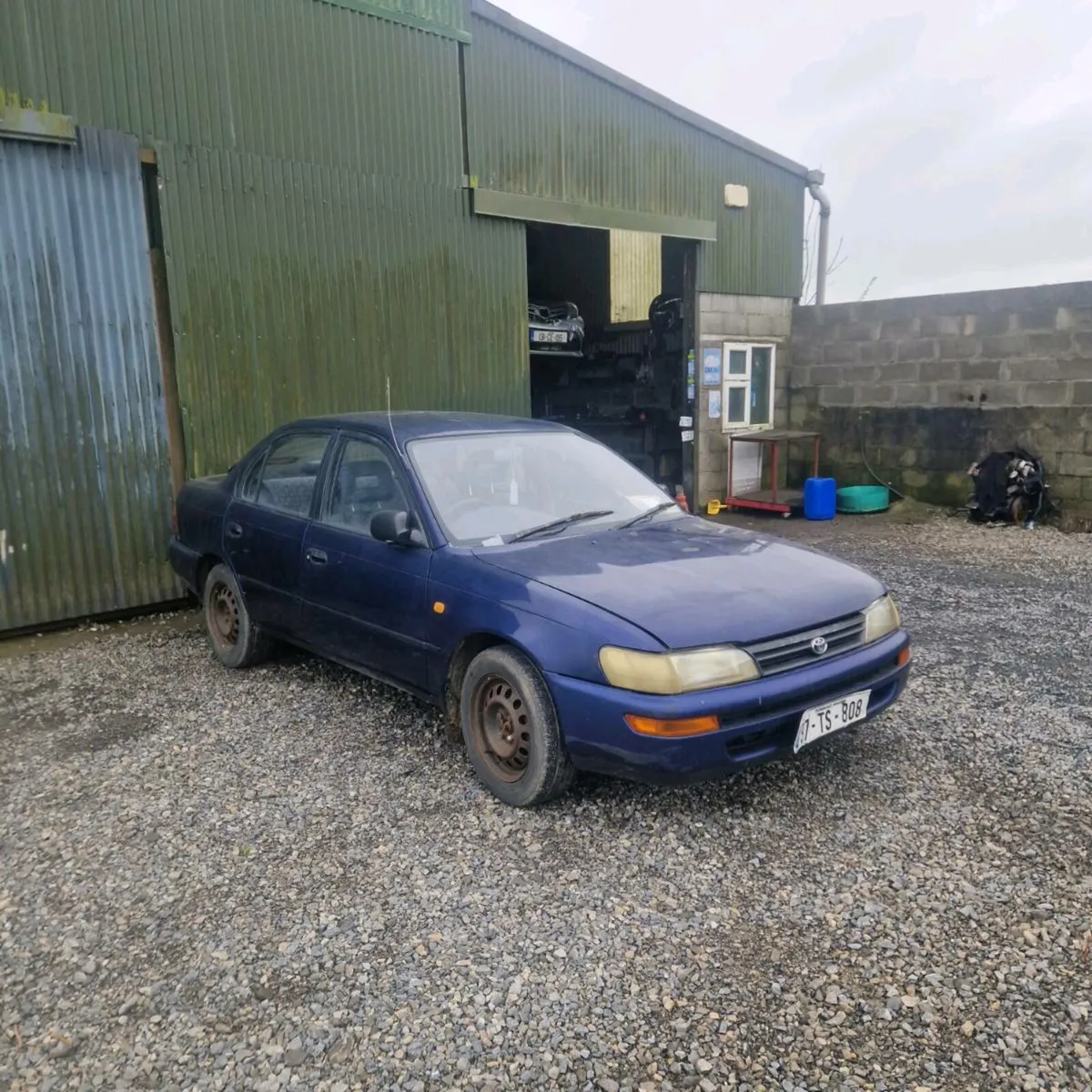 Toyota corolla's 1997 + 1990 - Image 1