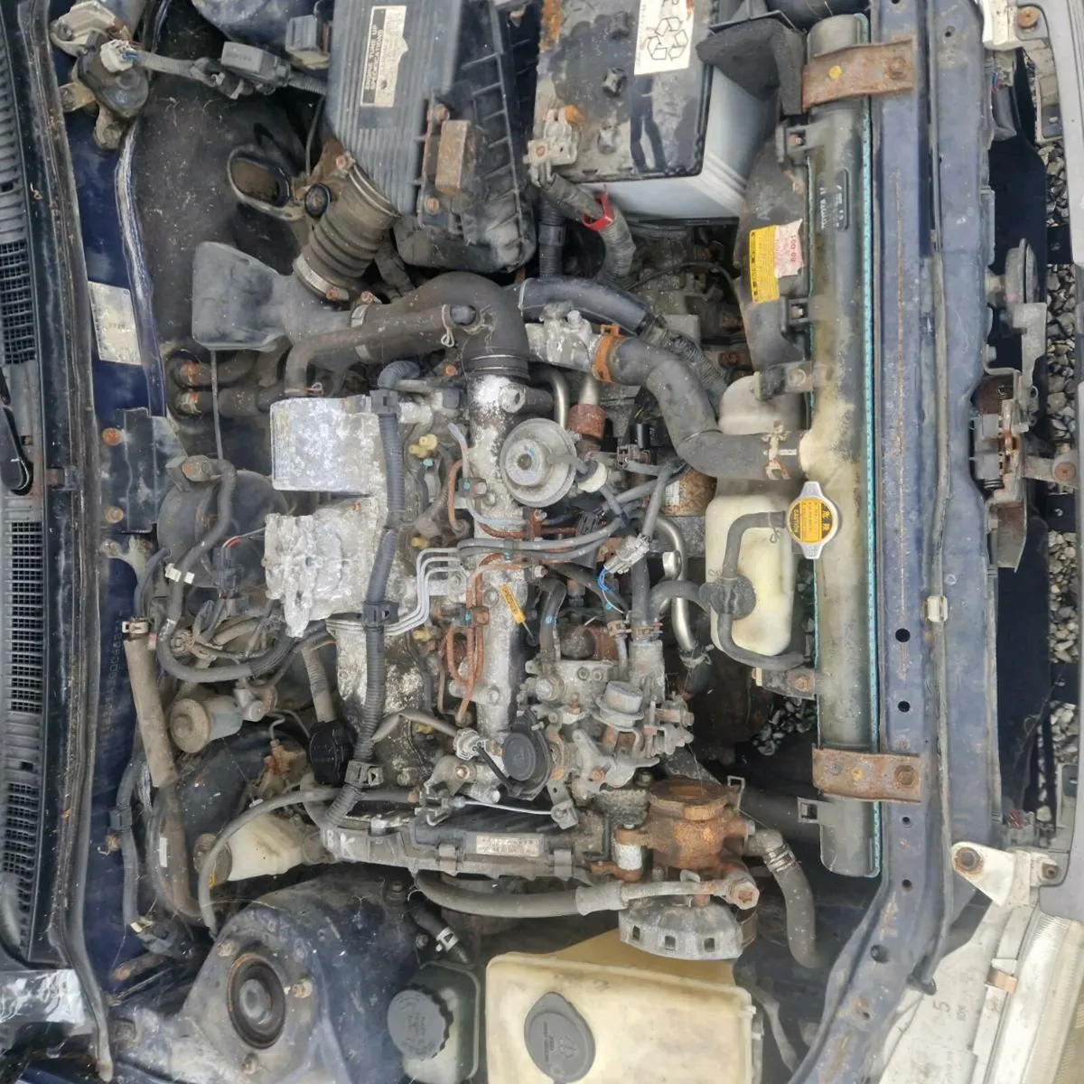 Toyota corolla's 1997 + 1990 - Image 3