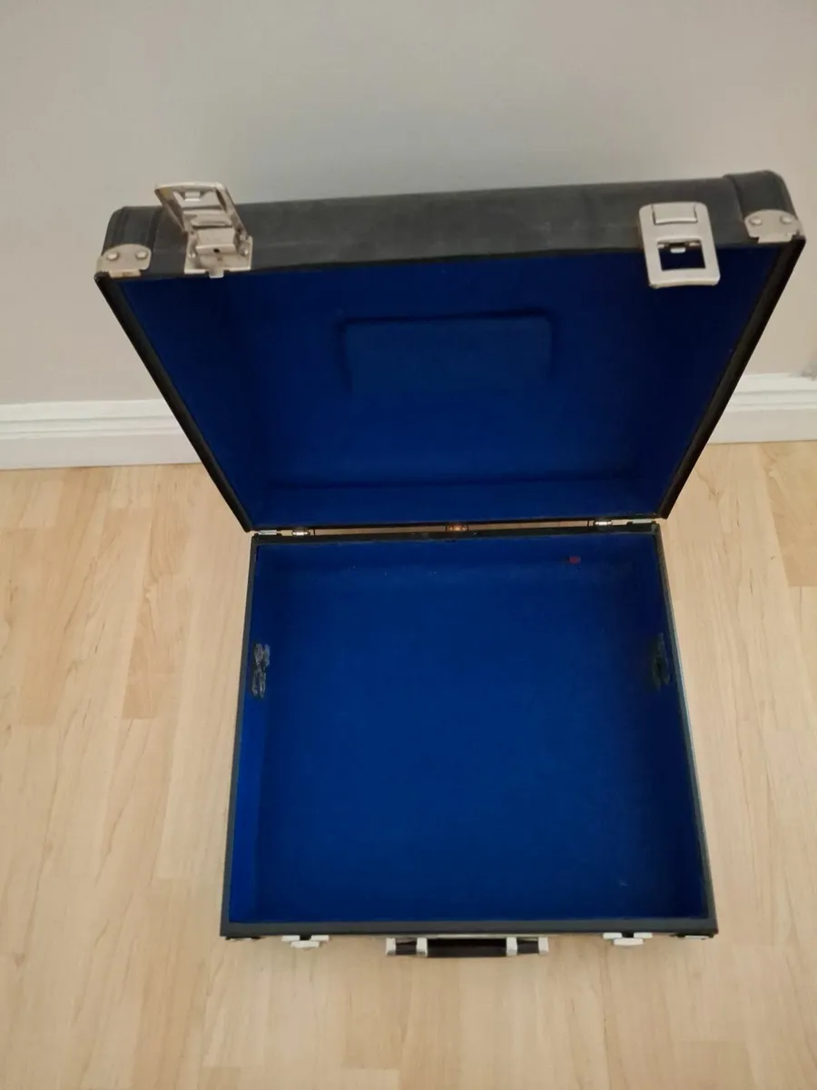 Accordion Case - Image 2