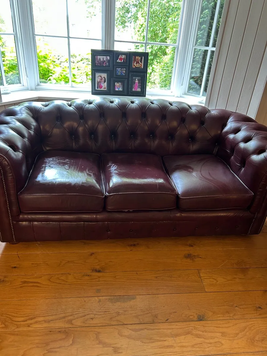 Couches - Image 2