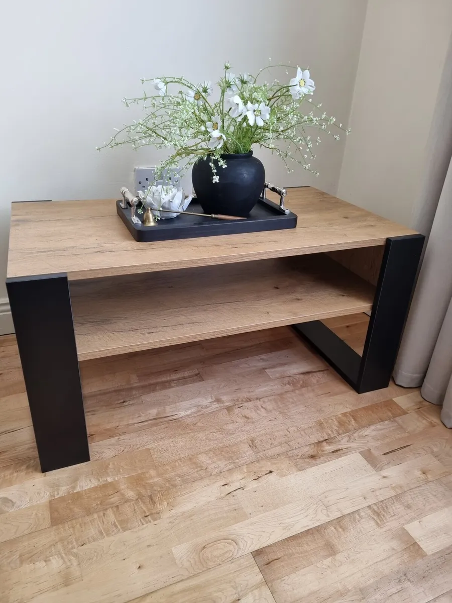 Modern coffee table - Image 1