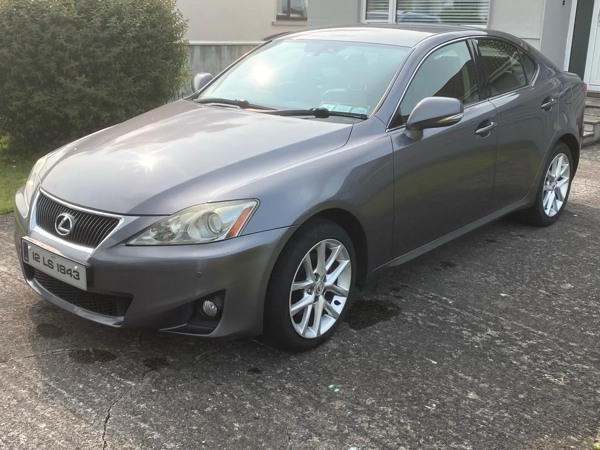 Lexus is200d - Image 1