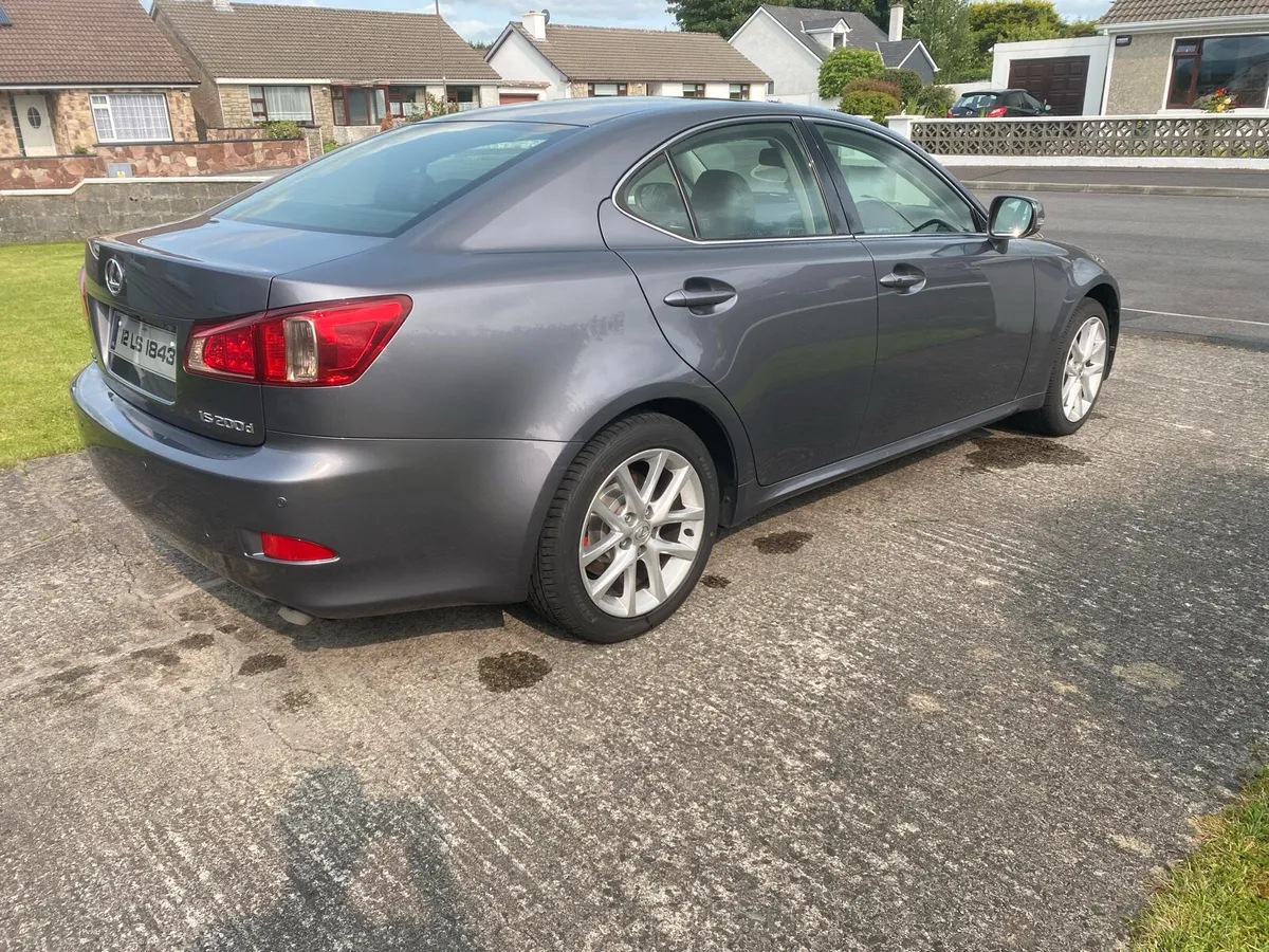 Lexus is200d - Image 3