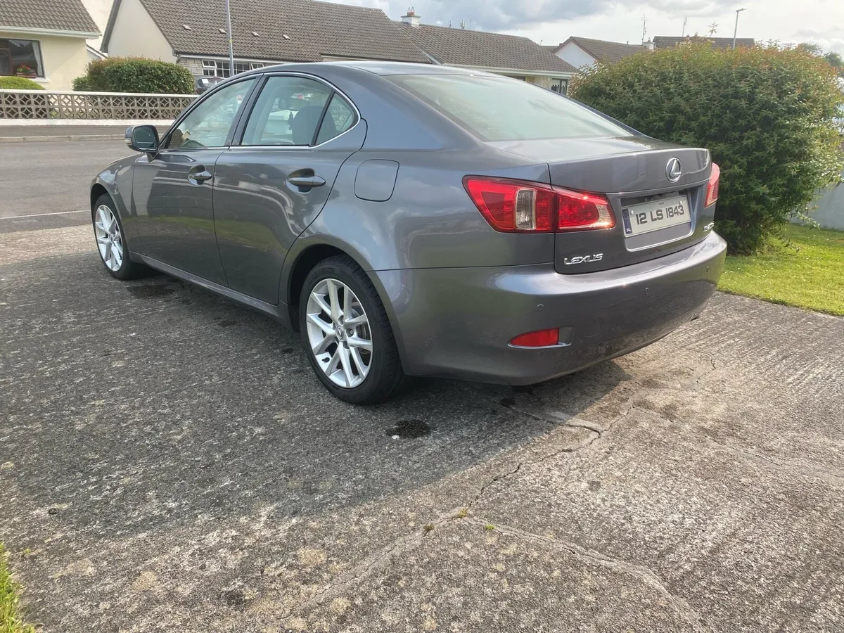 Lexus is200d - Image 4
