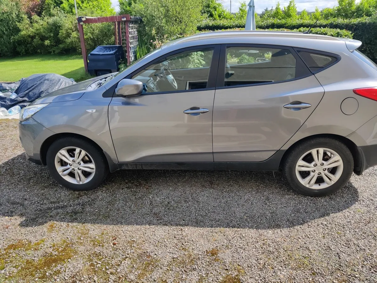Hyundai ix35 Executive taxed 2026 - Image 2