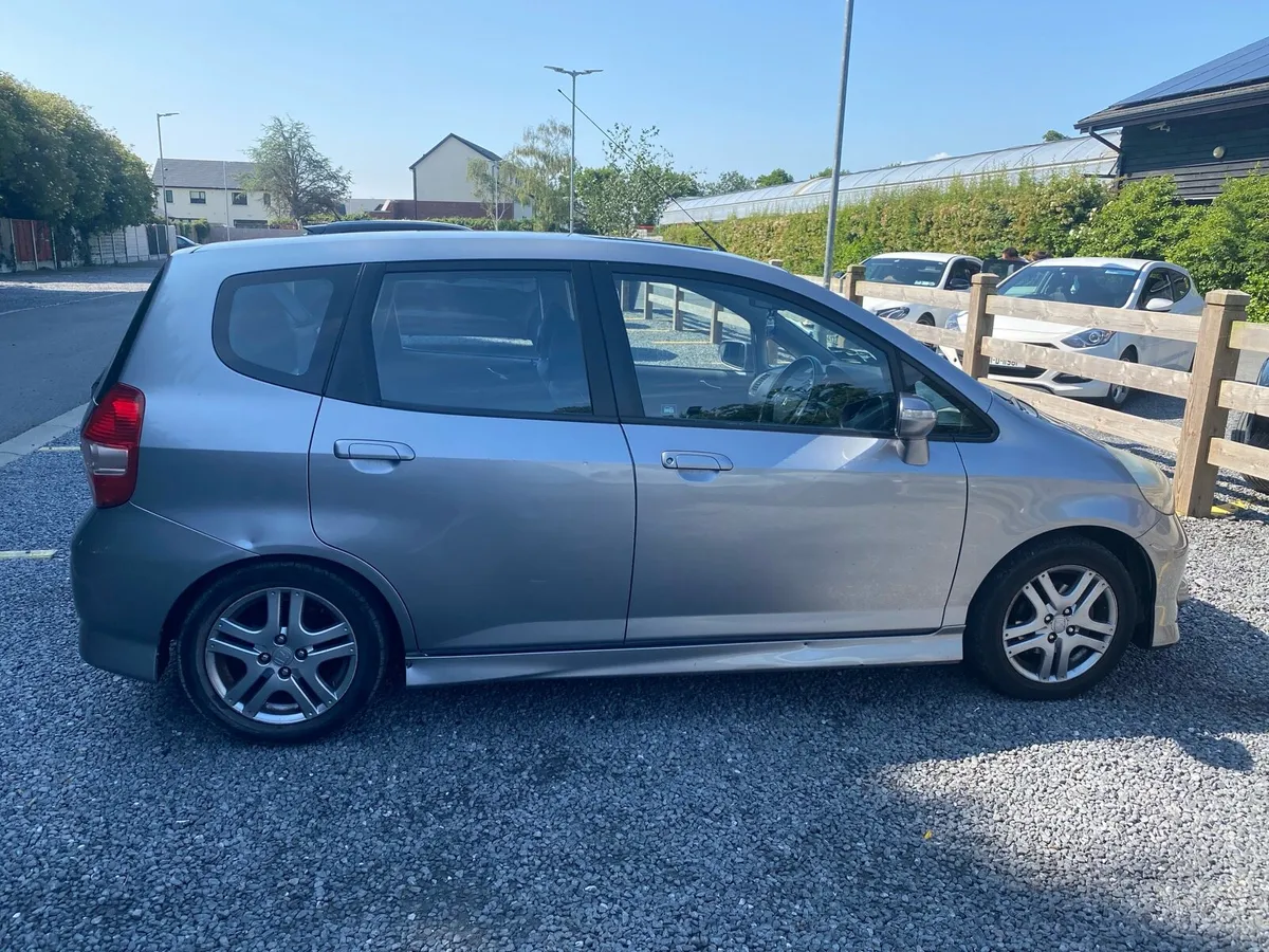 Honda Jazz - Image 4
