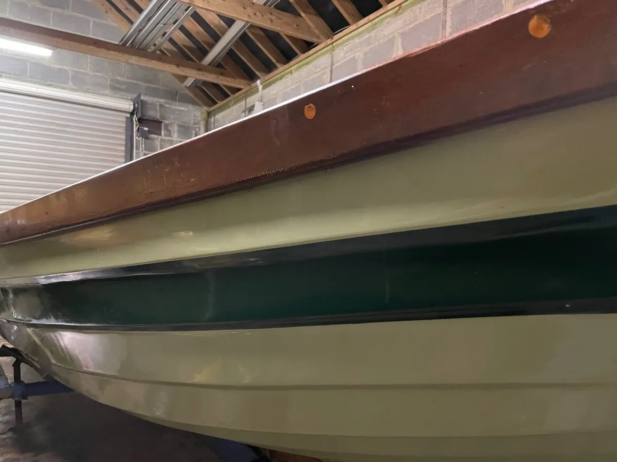 19ft Shellin lake boat - Image 2