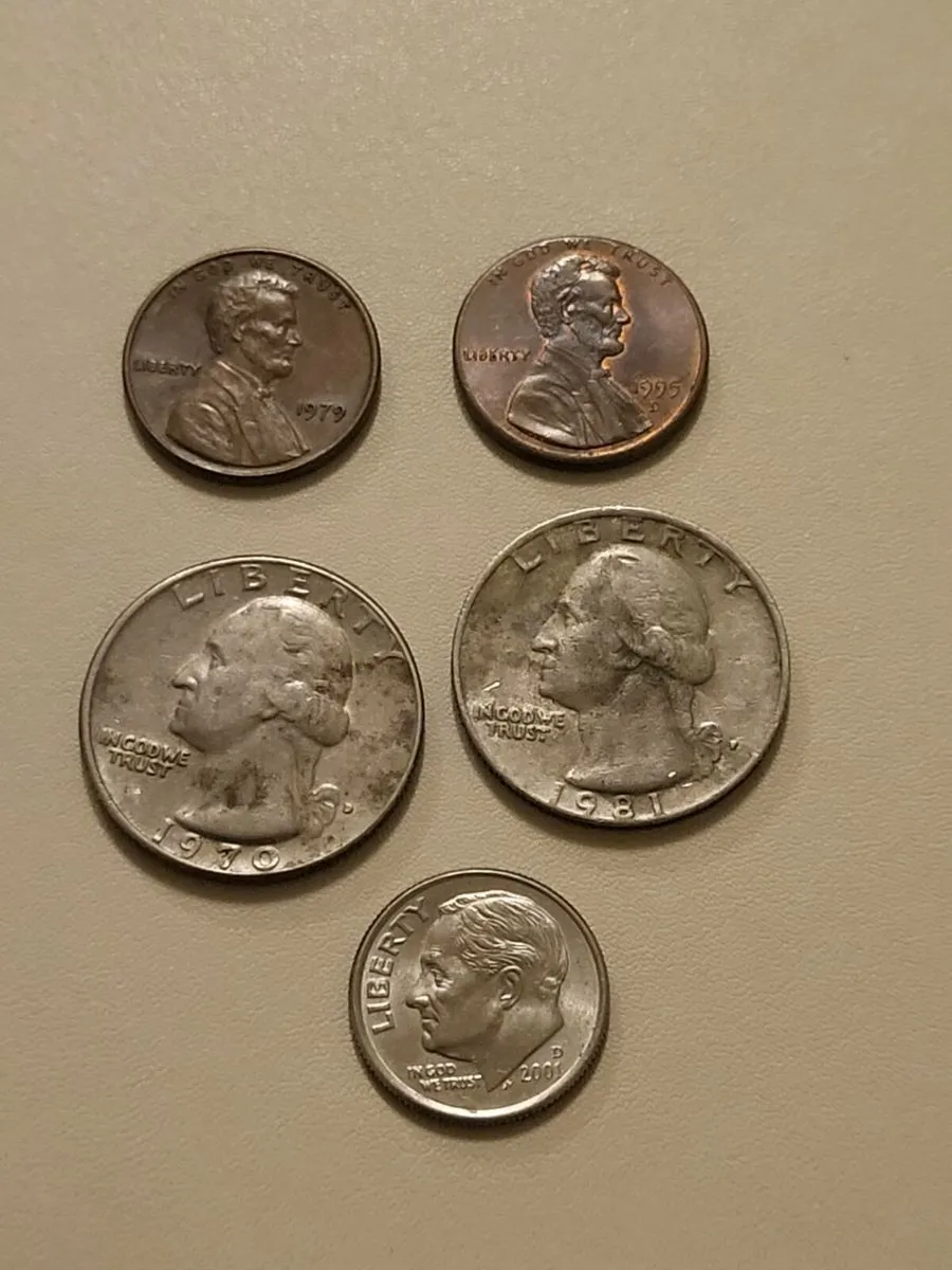 5 AMERICAN COINS - Image 1