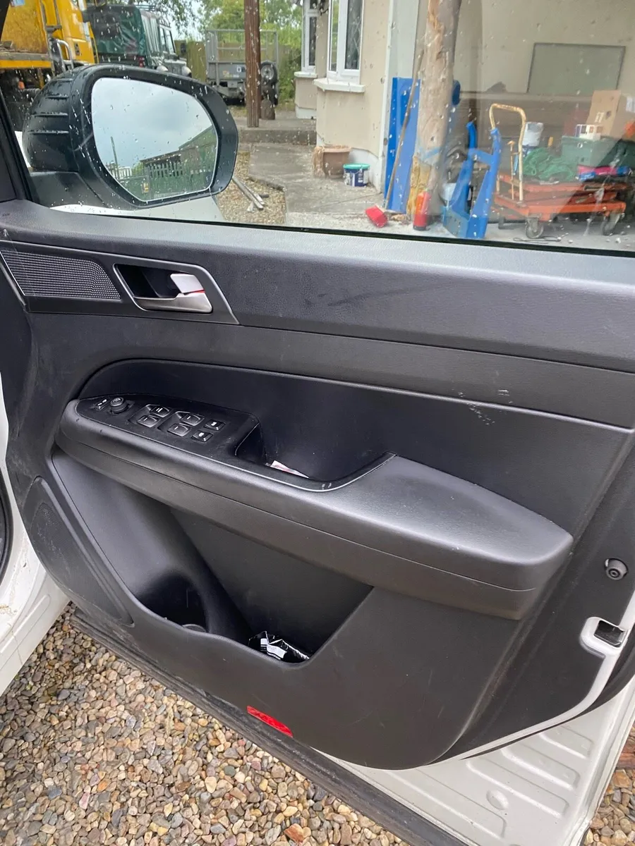 Ssangyong musso - Image 4