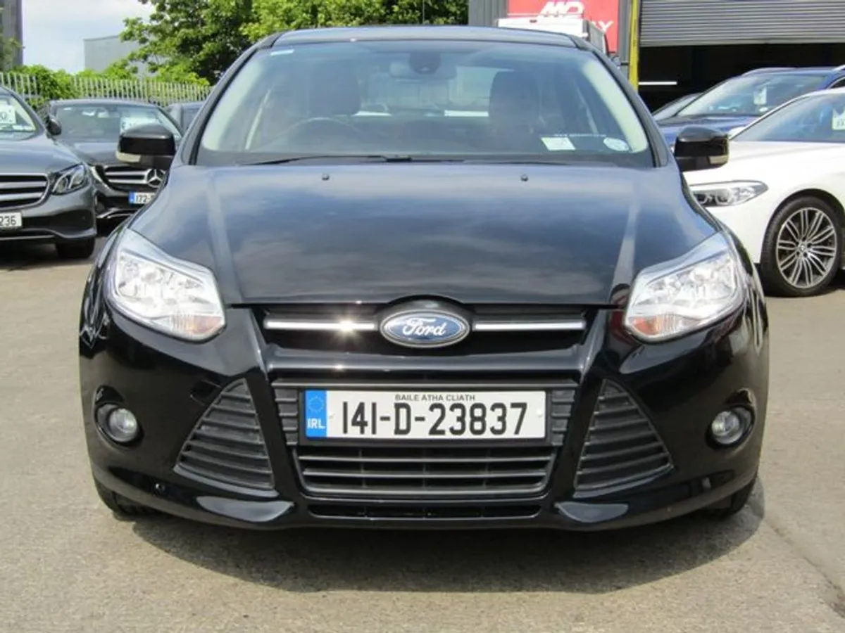 Ford Focus 1.6 95ps S/S Zetec - Image 3