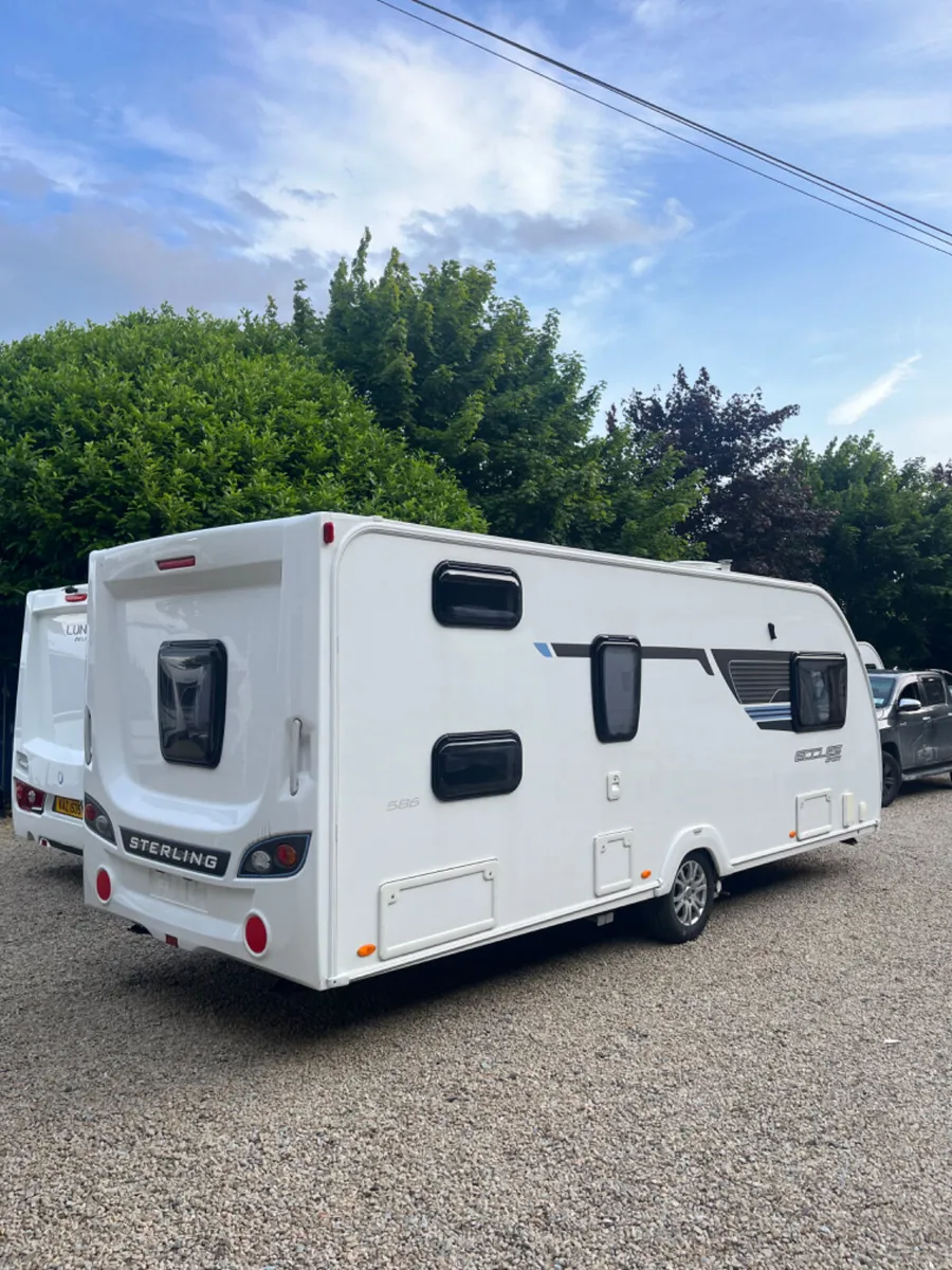 Sterling 6 Berth Fixed Bunkbed Caravan - Image 3