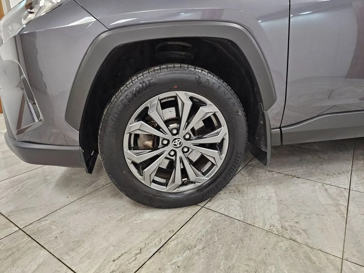 Toyota Rav4 Rav4 Hybrid SOL 4DR Auto - Image 3
