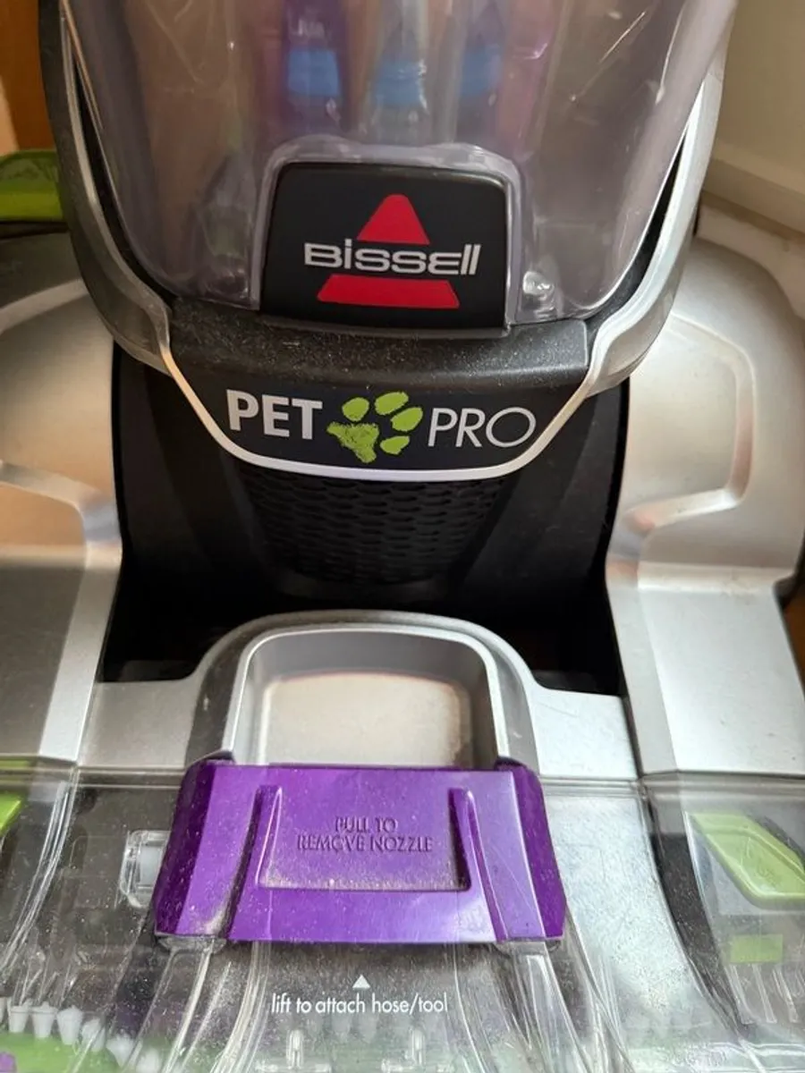 Bissell Pet Pro Revolution Carpet Cleaner Brand New unused - Image 3
